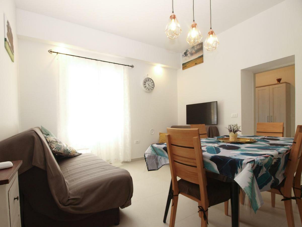 Apartments Ana 1707 Banjole Eksteriør billede