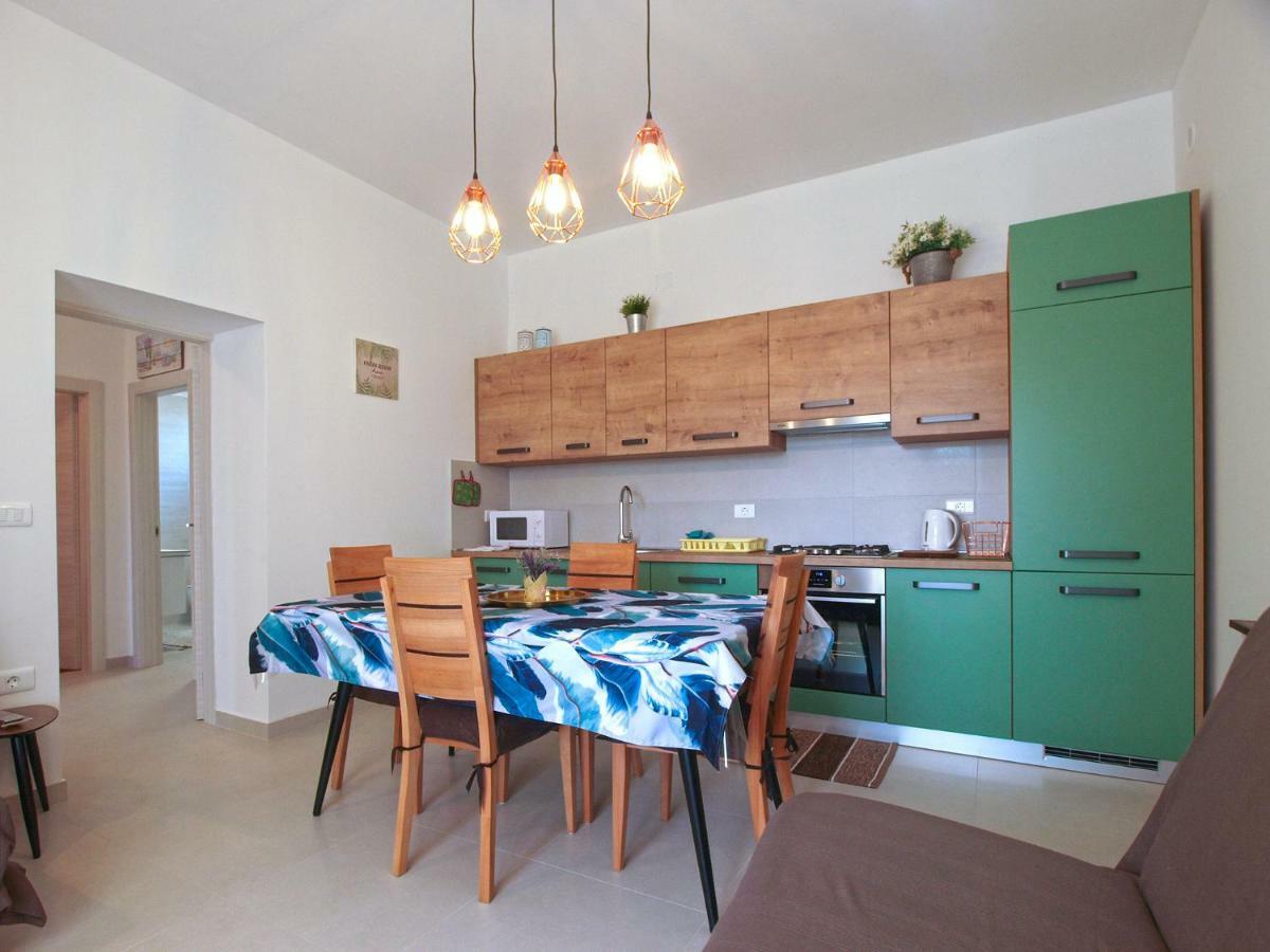 Apartments Ana 1707 Banjole Eksteriør billede